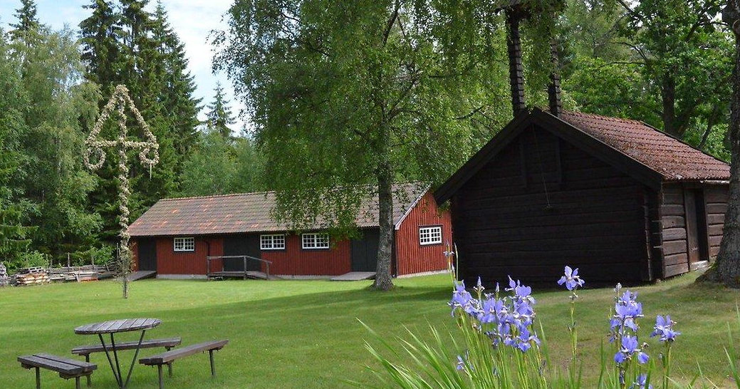 🧶 Sticka, virka och umgås – mysiga måndagskvällar i Hult!